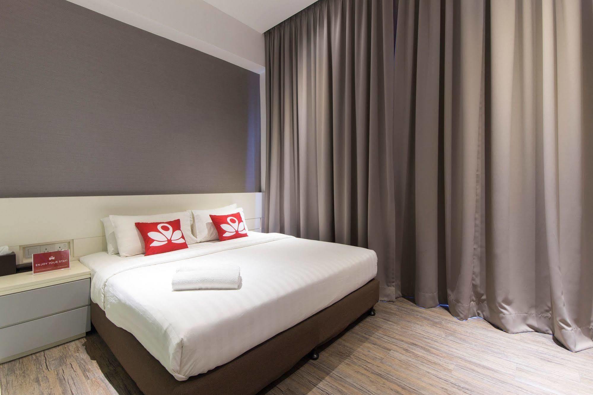 Zen Rooms Macallum جورج تاون المظهر الخارجي الصورة